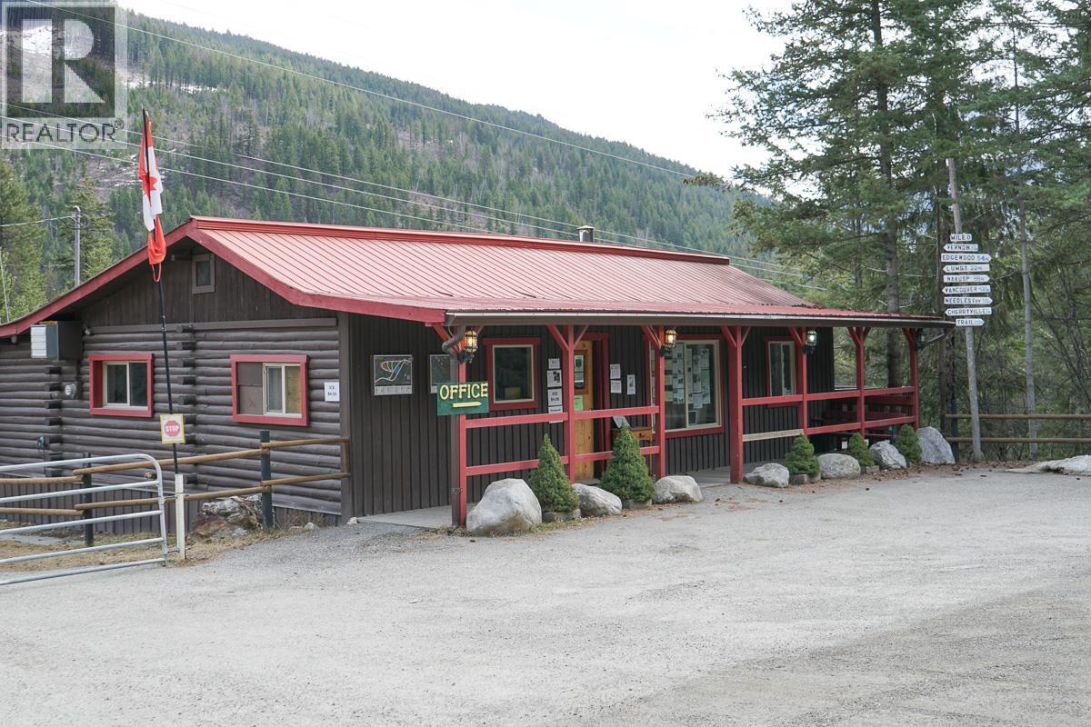 423 Highway 6 Highway, Cherryville, BC