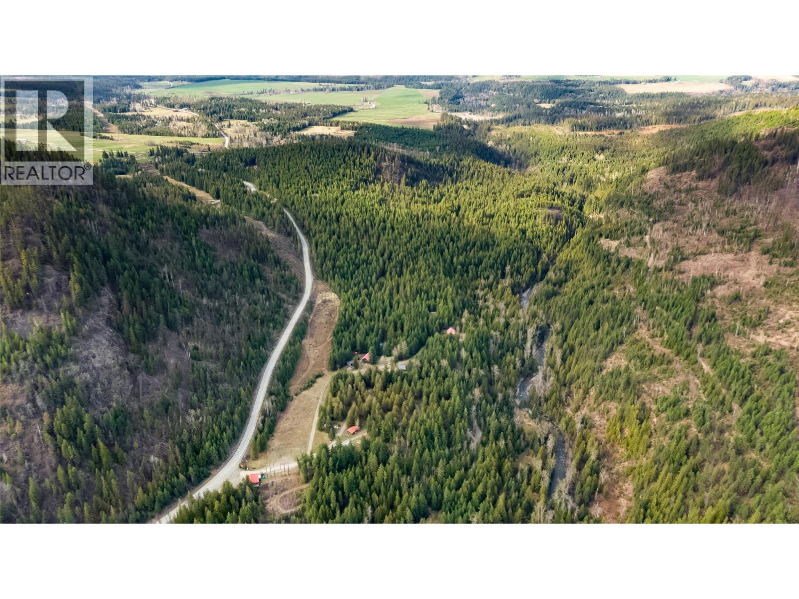 423 Highway 6 Highway, Cherryville, BC