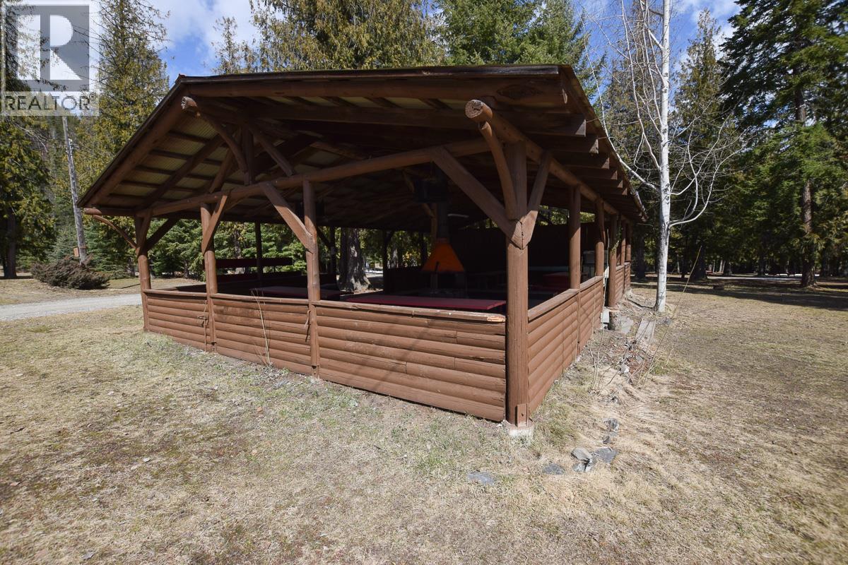 423 Highway 6 Highway, Cherryville, BC