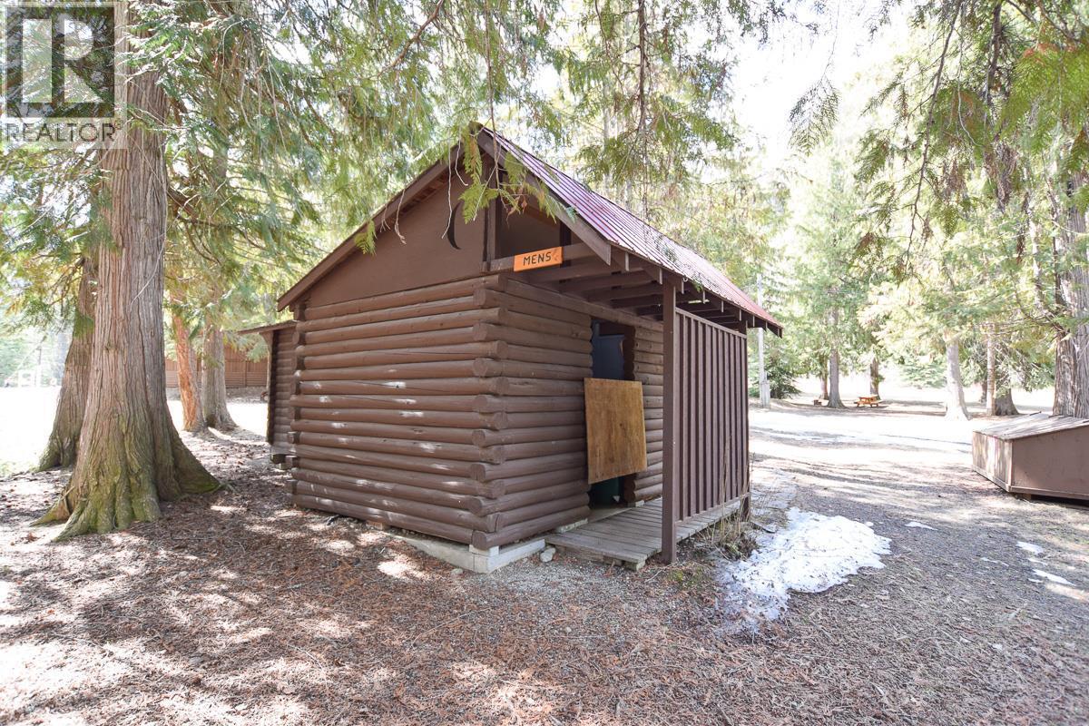 423 Highway 6 Highway, Cherryville, BC