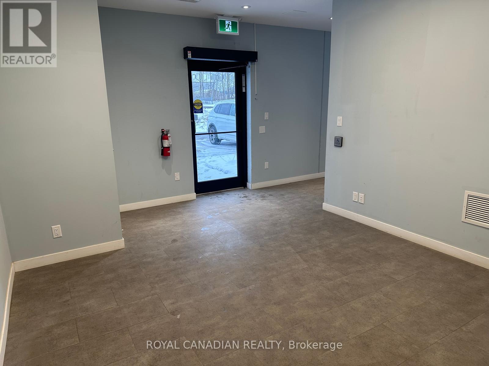 201 Bysham Park Drive, Woodstock, ON