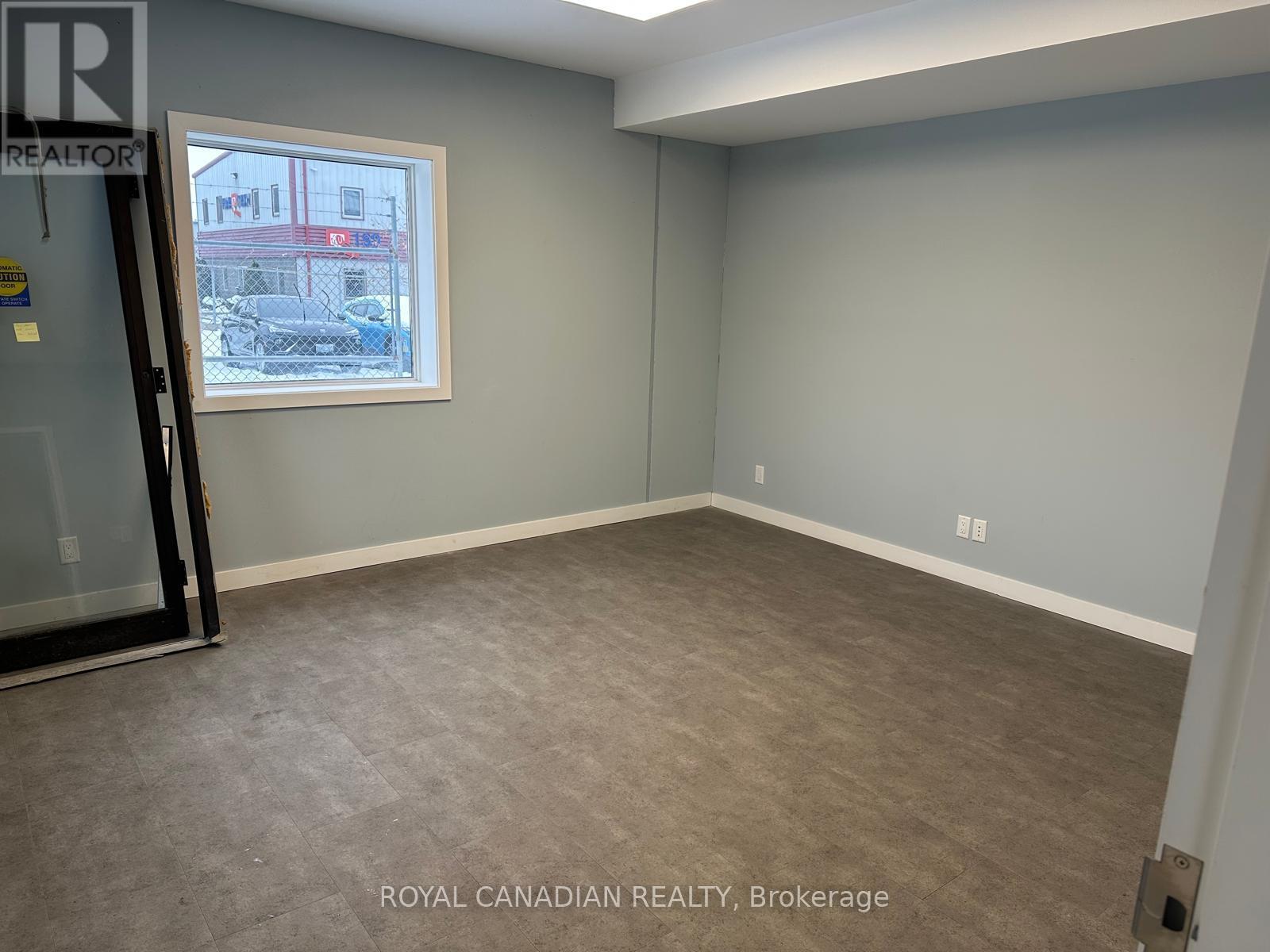 201 Bysham Park Drive, Woodstock, ON