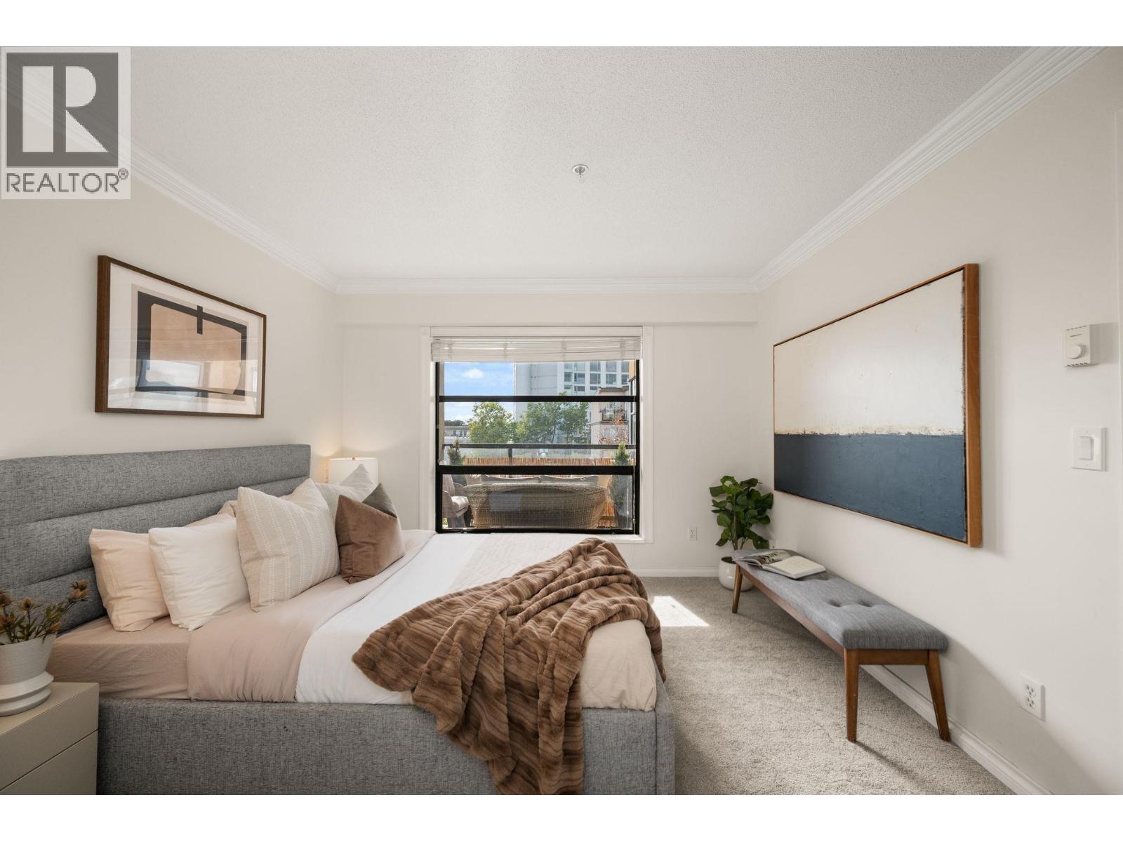 301 124 W 3Rd Street, North Vancouver, BC - Indoor Photo Showing Bedroom