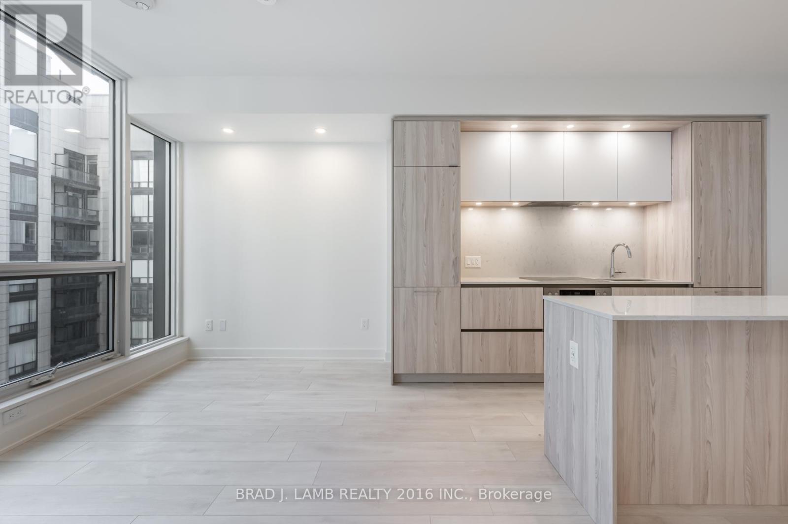 1307 - 15 Mercer Street, Toronto, ON - Indoor Photo Showing Other Room