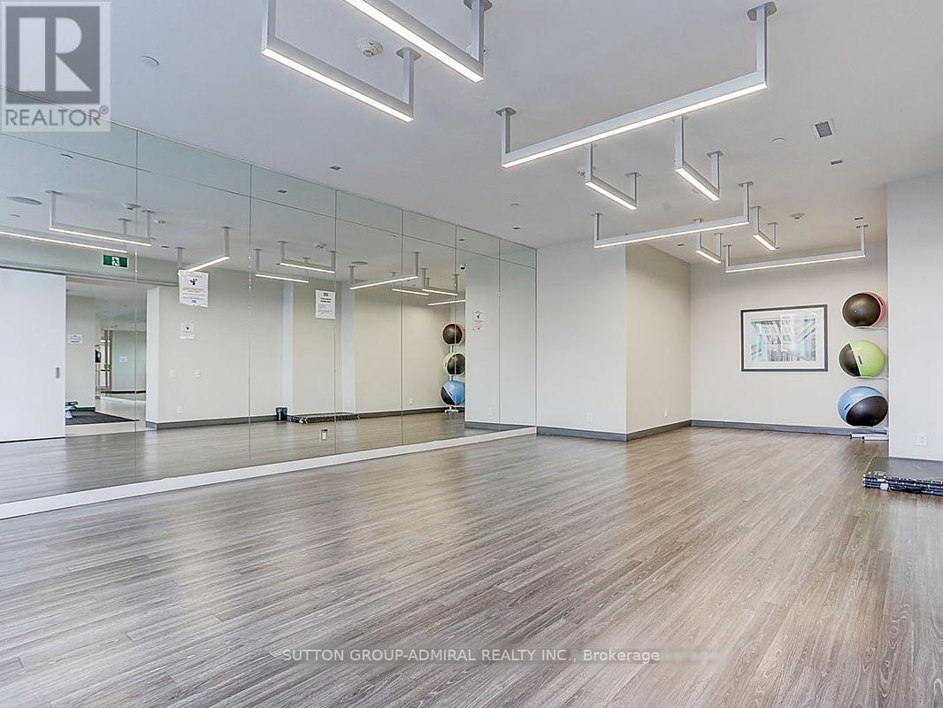 1611 (Room 3) - 365 Church Street, Toronto, ON - Indoor Photo Showing Garage