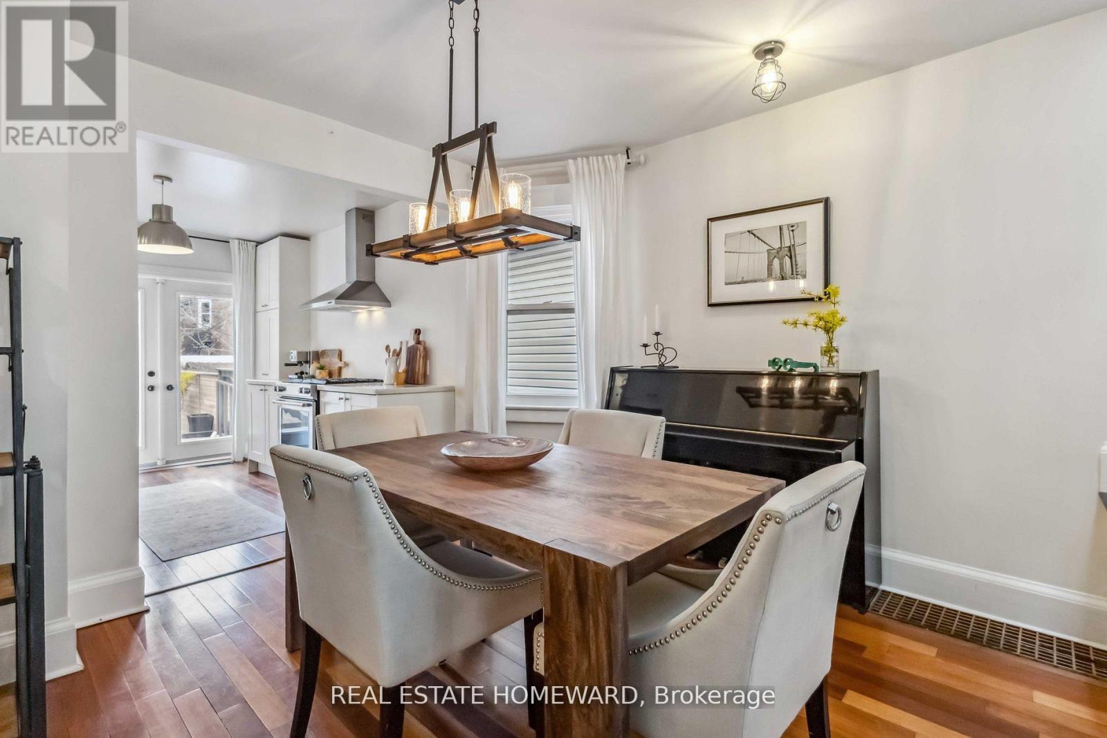 7 Norway Avenue, Toronto, ON - Indoor Photo Showing Dining Room
