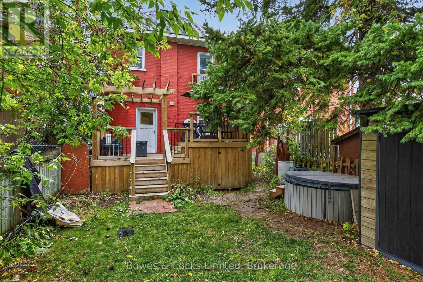 597 Bolivar Street, Peterborough (Town Ward 3), ON - Outdoor