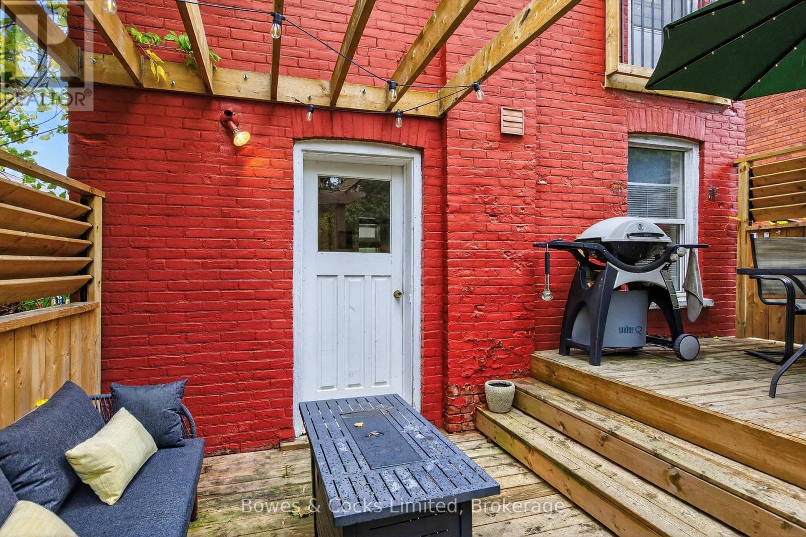 597 Bolivar Street, Peterborough (Town Ward 3), ON - Outdoor With Exterior