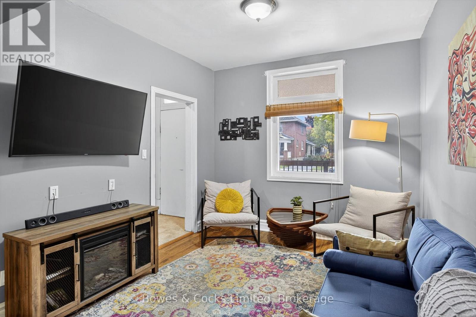 597 Bolivar Street, Peterborough (Town Ward 3), ON - Indoor Photo Showing Living Room