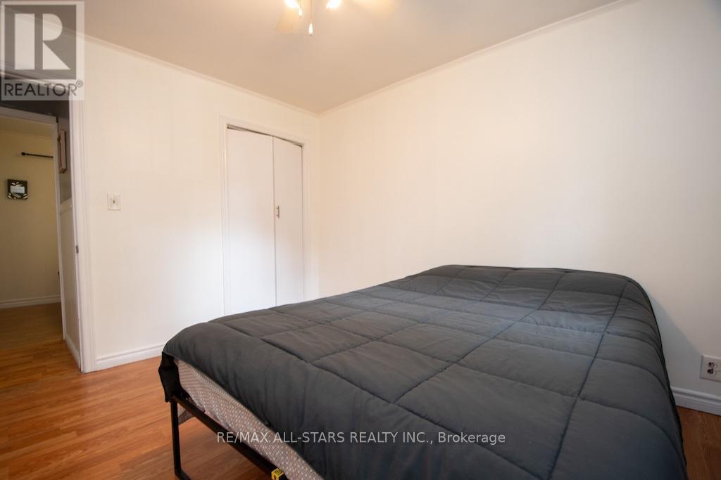 31 Morrison Street, Kawartha Lakes (Laxton/Digby/Longford), ON - Indoor Photo Showing Bedroom