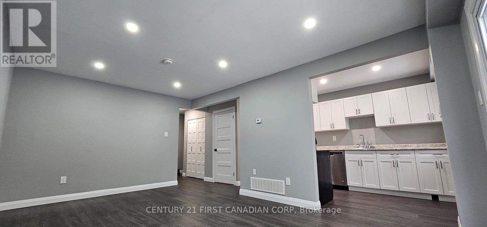 1005 Lanark Place, Sarnia, ON - Indoor Photo Showing Other Room