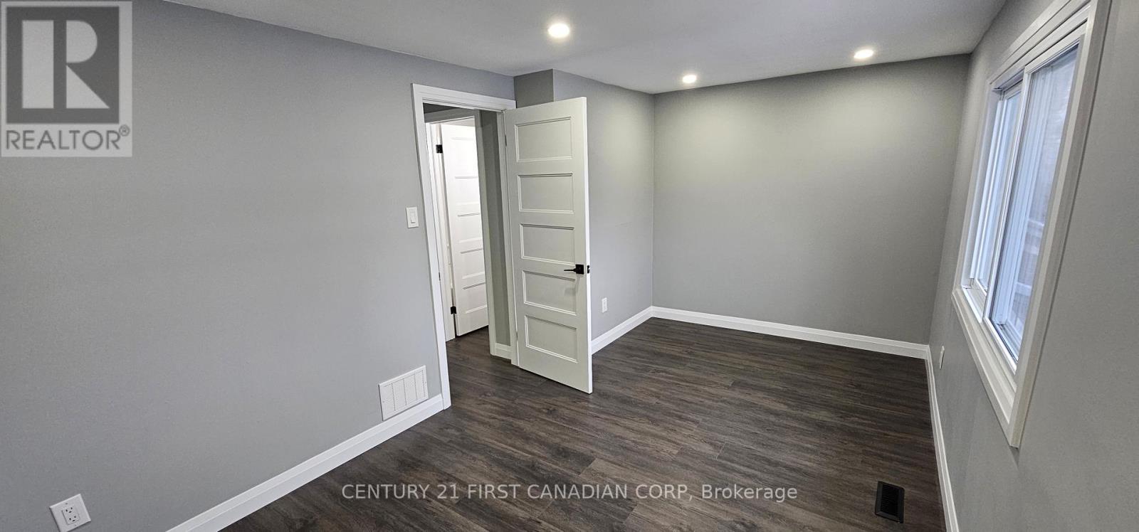 1005 Lanark Place, Sarnia, ON - Indoor Photo Showing Other Room