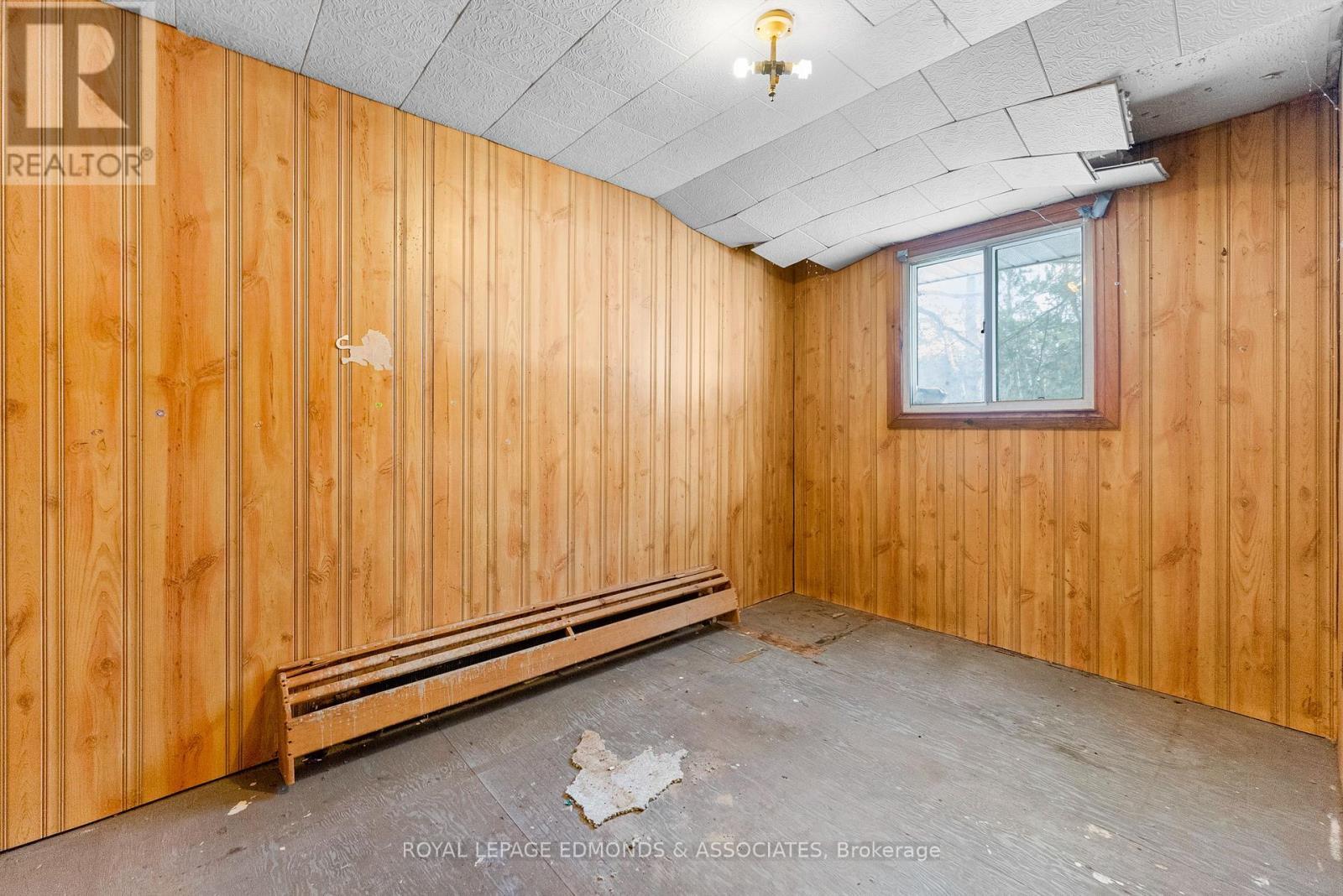 2815 Round Lake Road, Killaloe, Hagarty And Richards, ON - Indoor Photo Showing Other Room