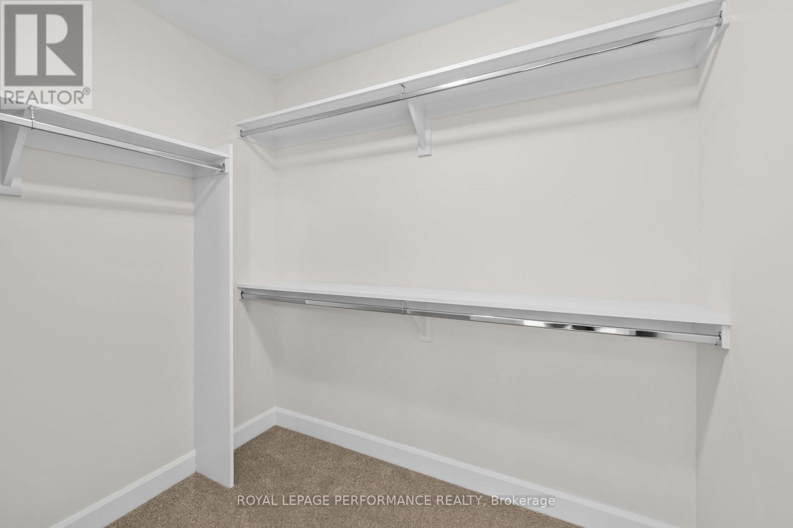 10 Academie Street, Russell, ON - Indoor With Storage