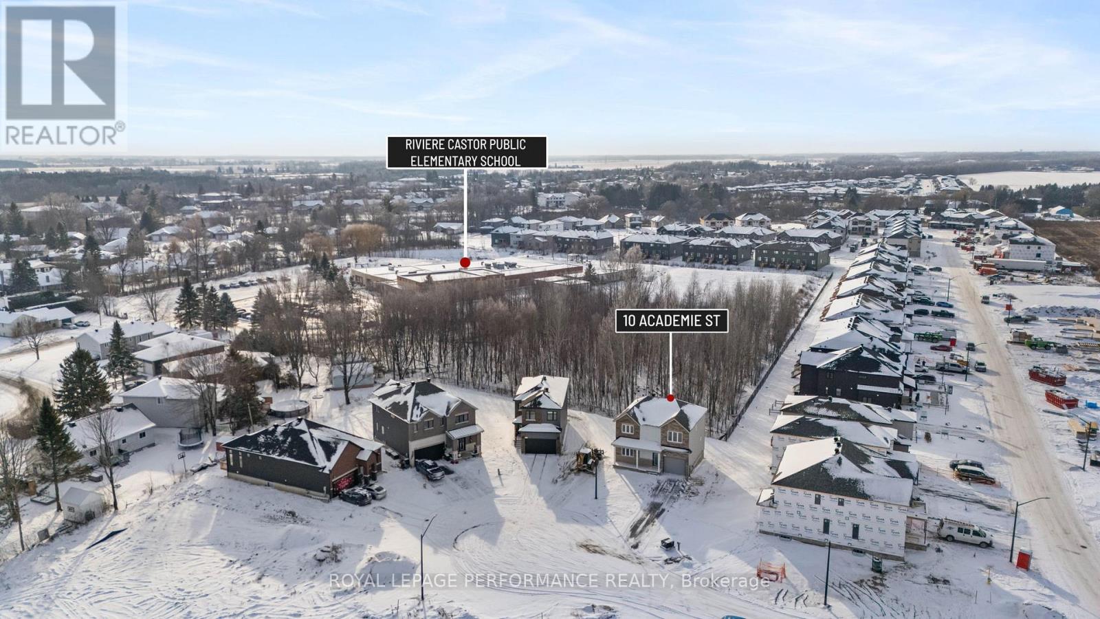 10 Academie Street, Russell, ON - Outdoor With View