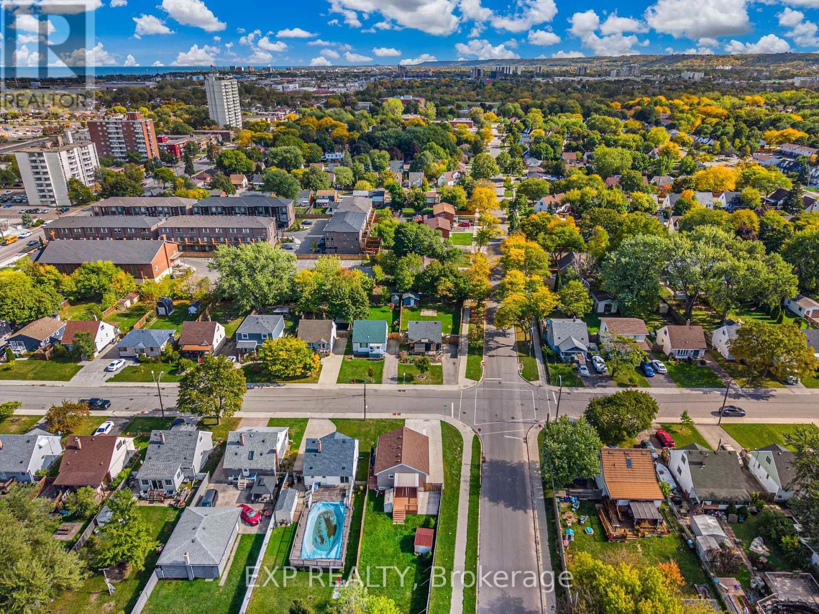 237 Adair Avenue N, Hamilton, ON - Outdoor With View
