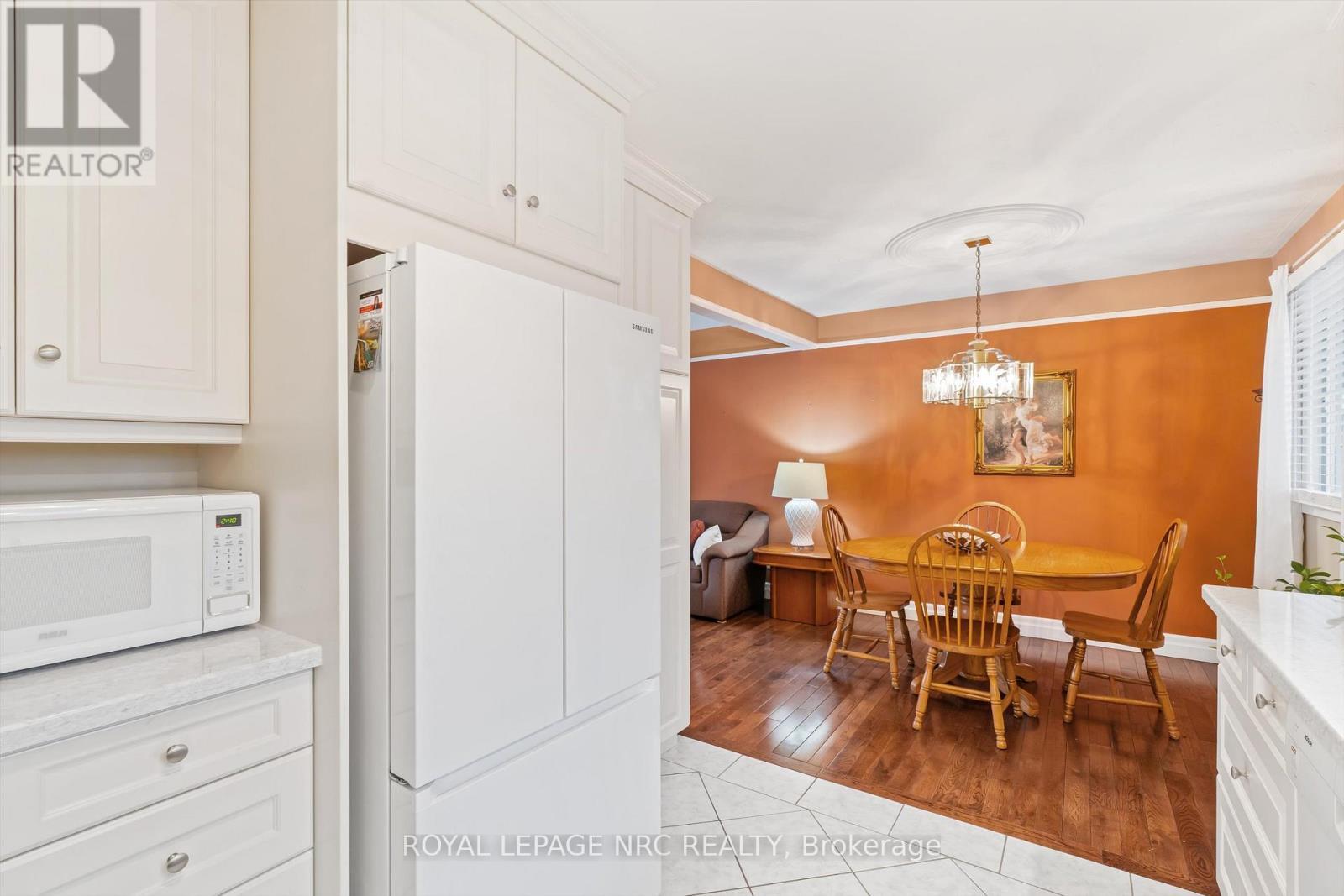 26 Southdale Drive, St. Catharines (Vine/Linwell), ON - Indoor