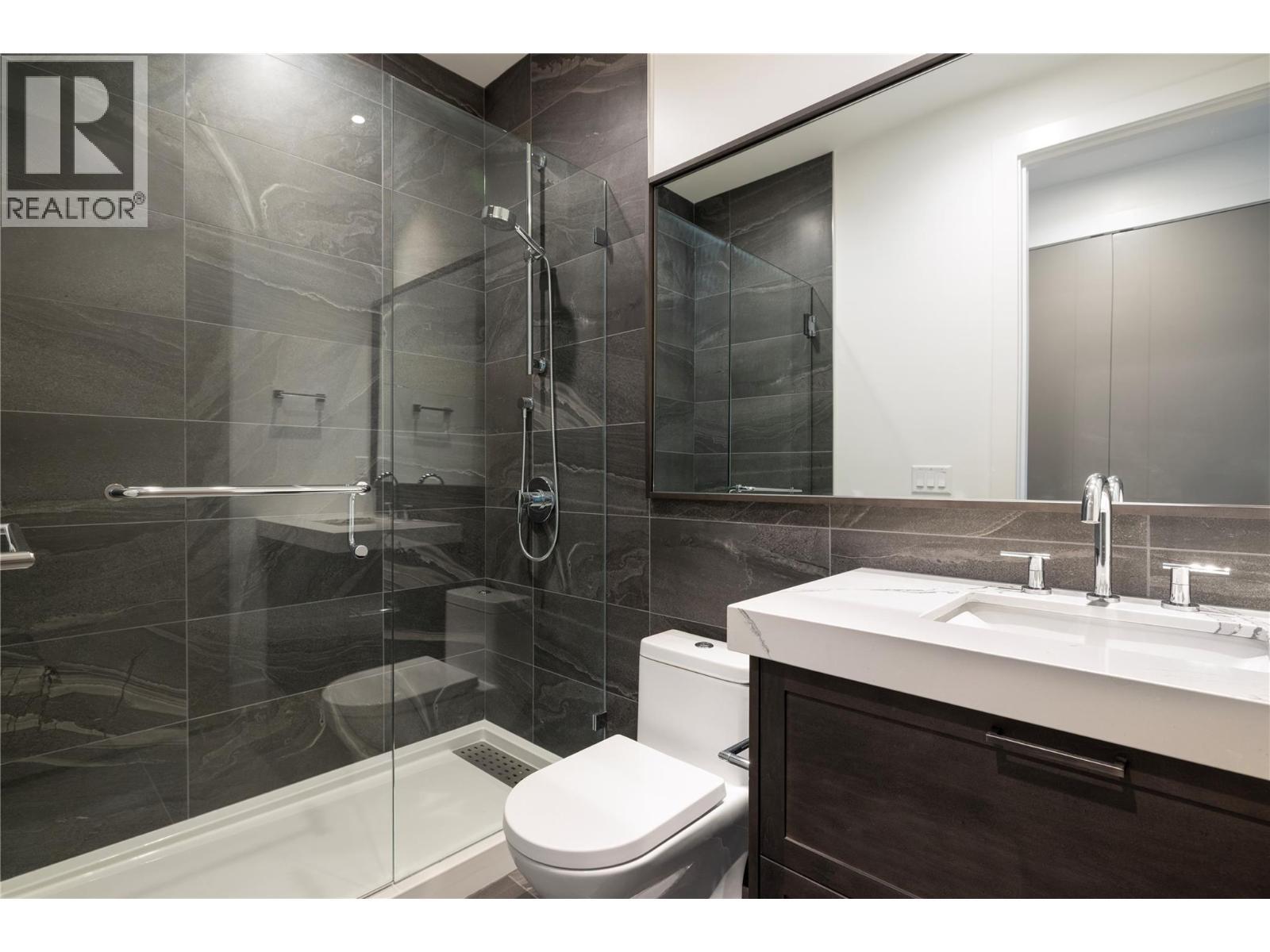 Bath 3 - 1181 Sunset Drive Unit# 2803, Kelowna, BC - Indoor Photo Showing Bathroom