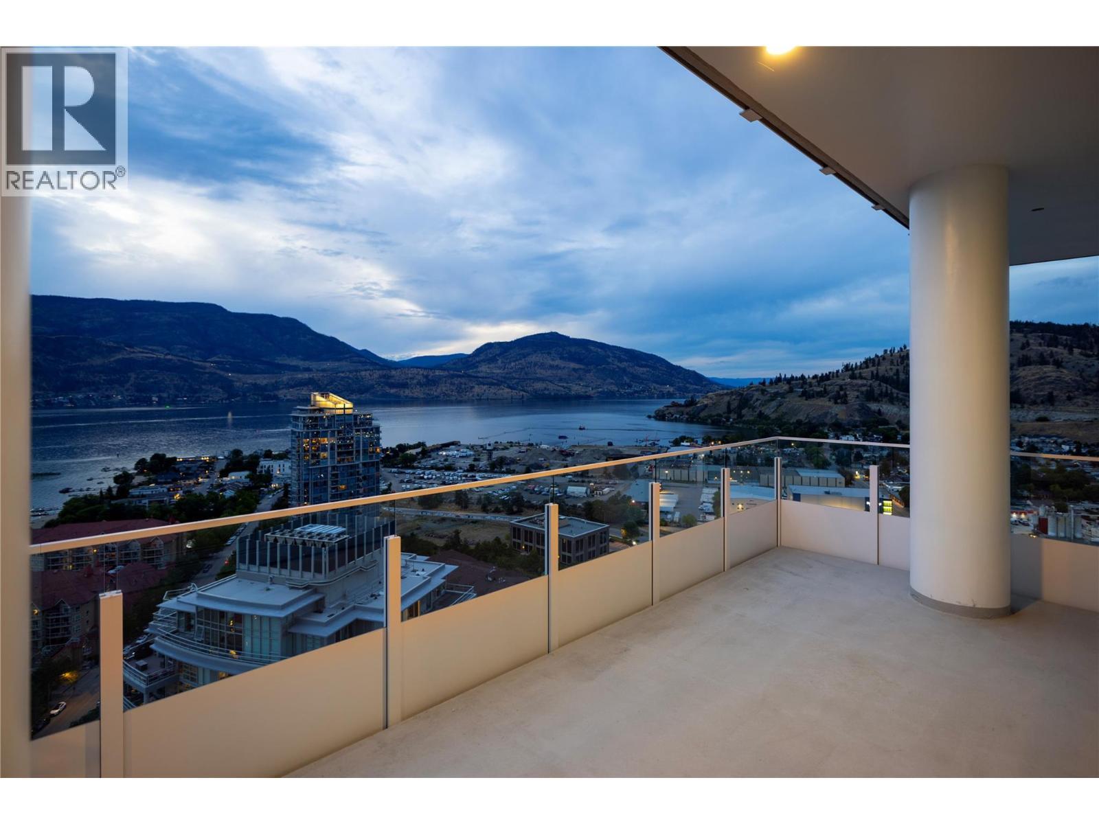 1181 Sunset Drive Unit# 2803, Kelowna, BC - Outdoor With Body Of Water With Balcony With View
