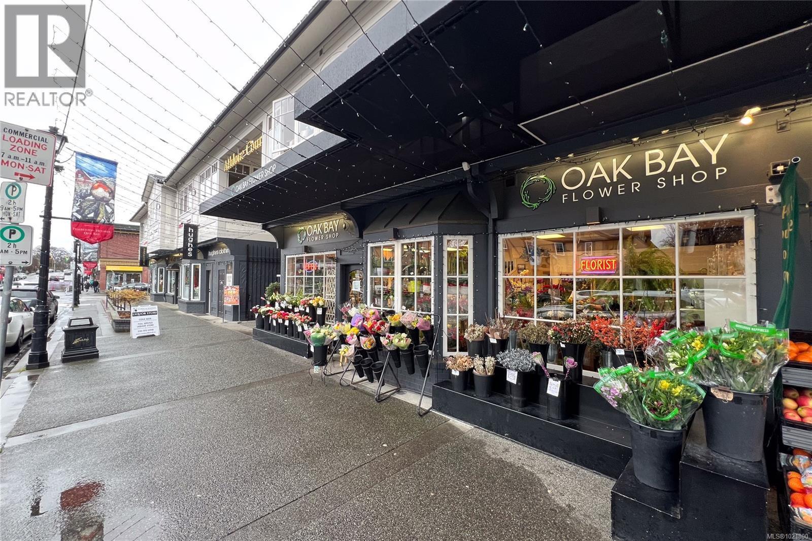 102 2187 Oak Bay Ave, Oak Bay, BC