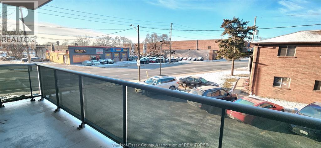 3900 Wyandotte Street East Unit# 224, Windsor, ON - Outdoor With Balcony