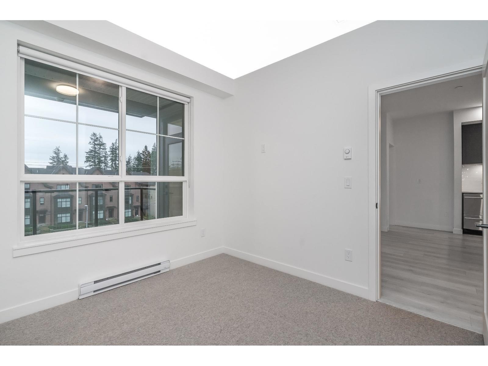 412 2425 166 Street, Surrey, BC - Indoor Photo Showing Other Room