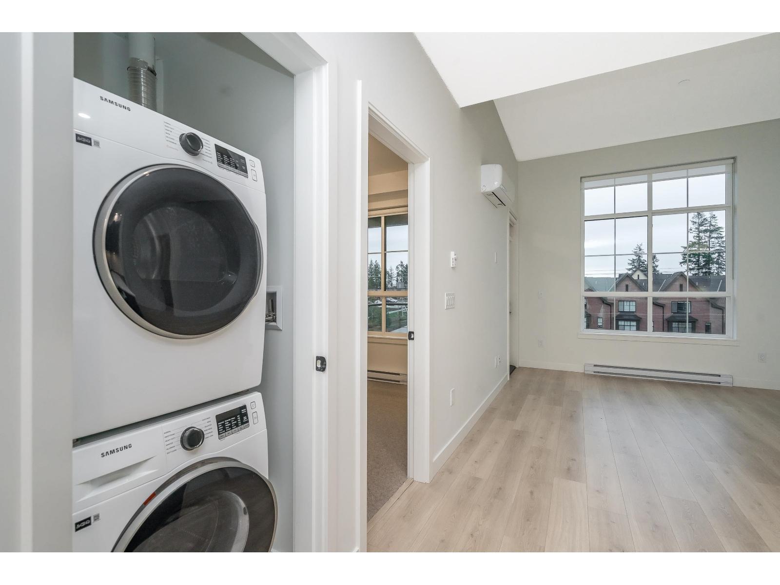 412 2425 166 Street, Surrey, BC - Indoor Photo Showing Laundry Room