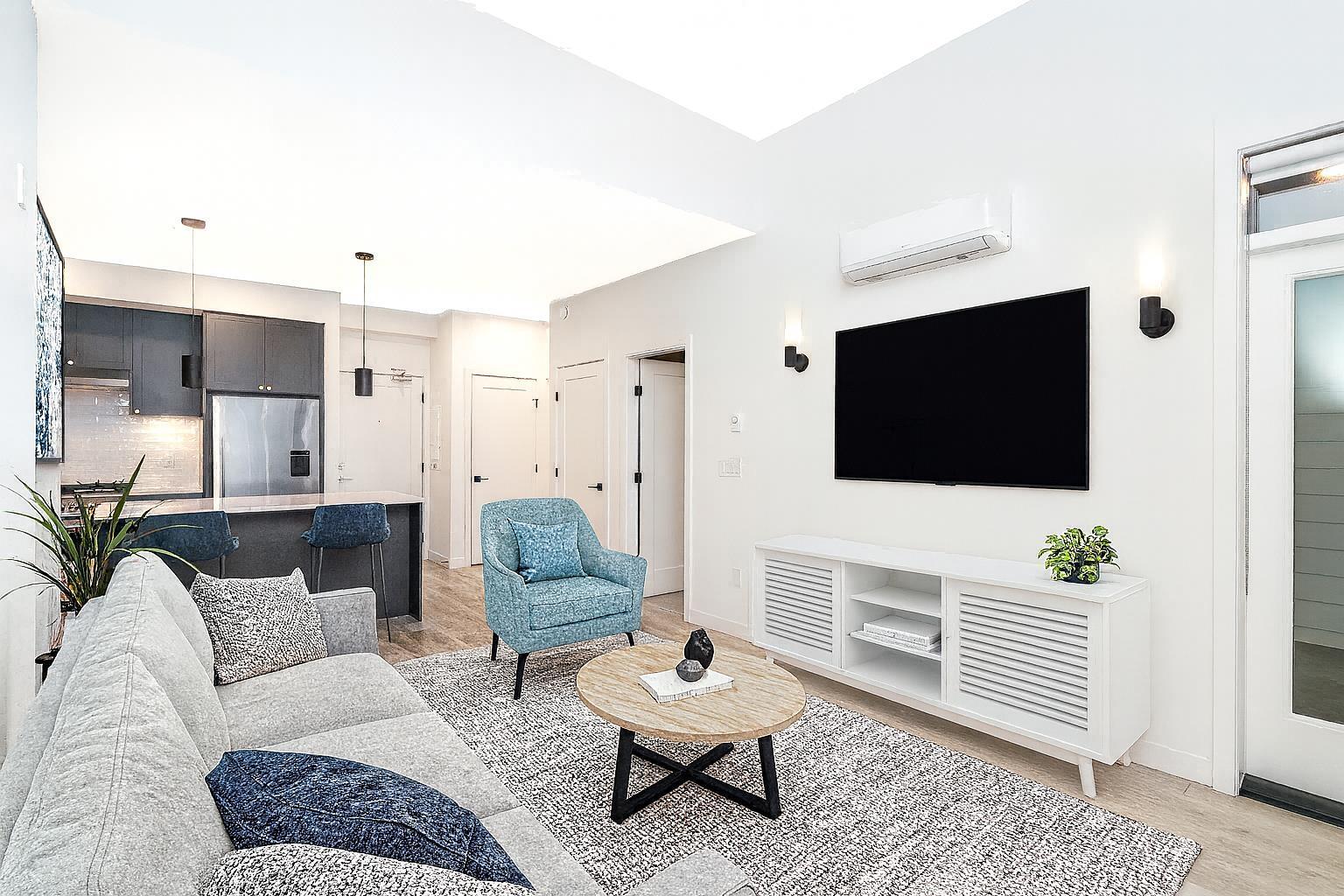 412 2425 166 Street, Surrey, BC - Indoor Photo Showing Living Room