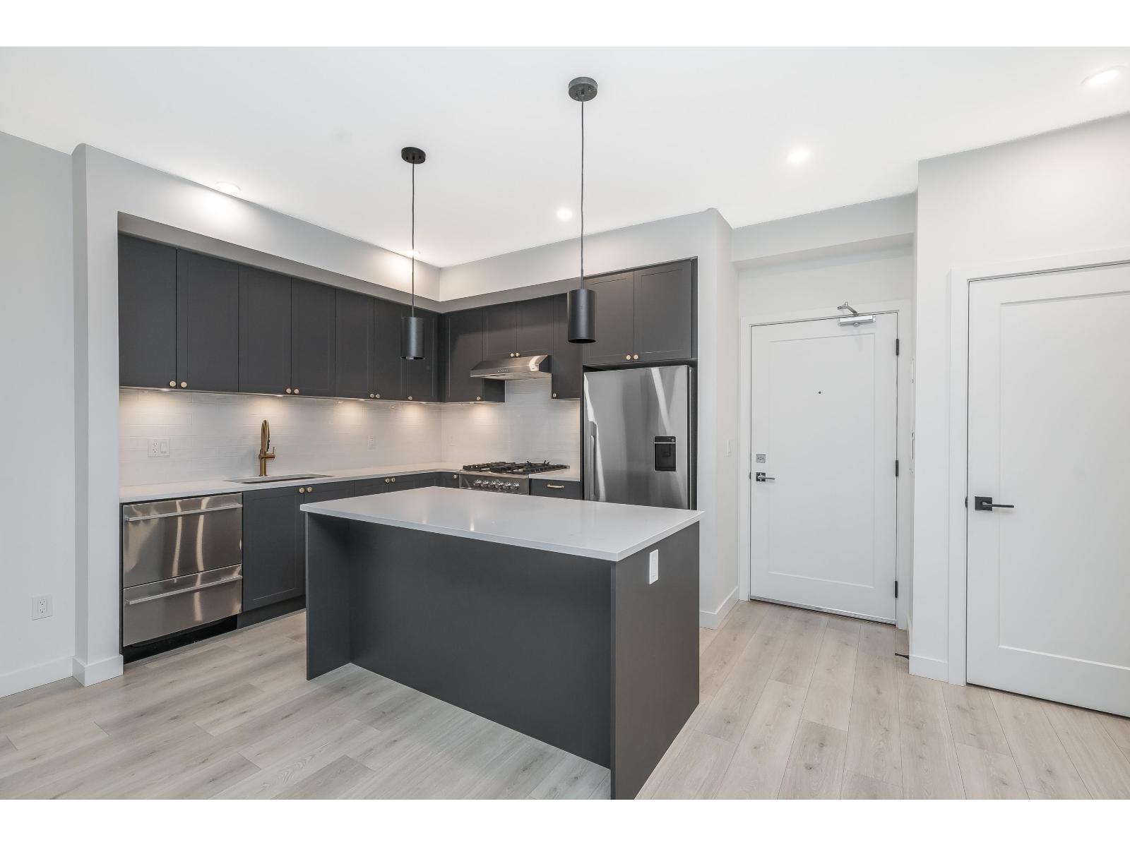 412 2425 166 Street, Surrey, BC - Indoor Photo Showing Kitchen With Upgraded Kitchen