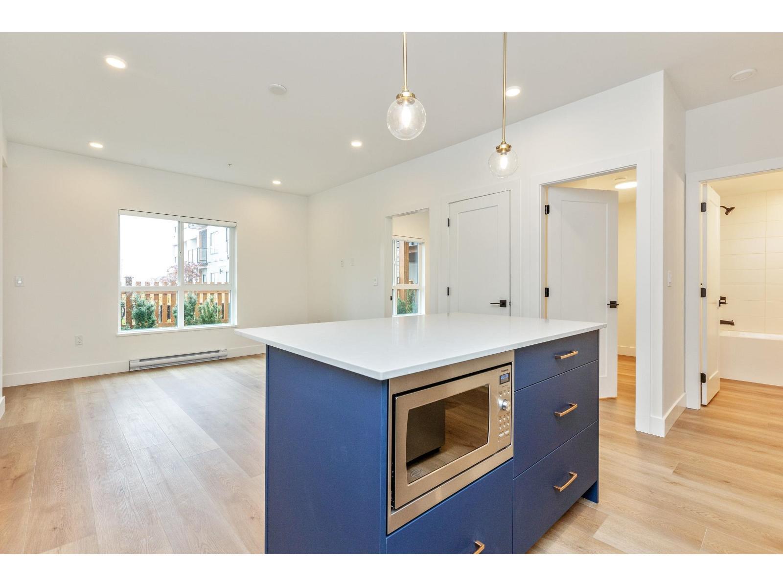 114 20282 72B Avenue, Langley, BC - Indoor