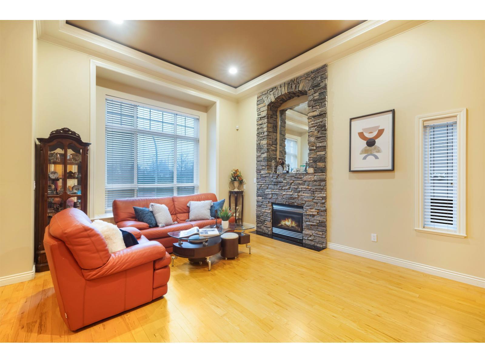 15777 109A Avenue, Surrey, BC - Indoor Photo Showing Dining Room