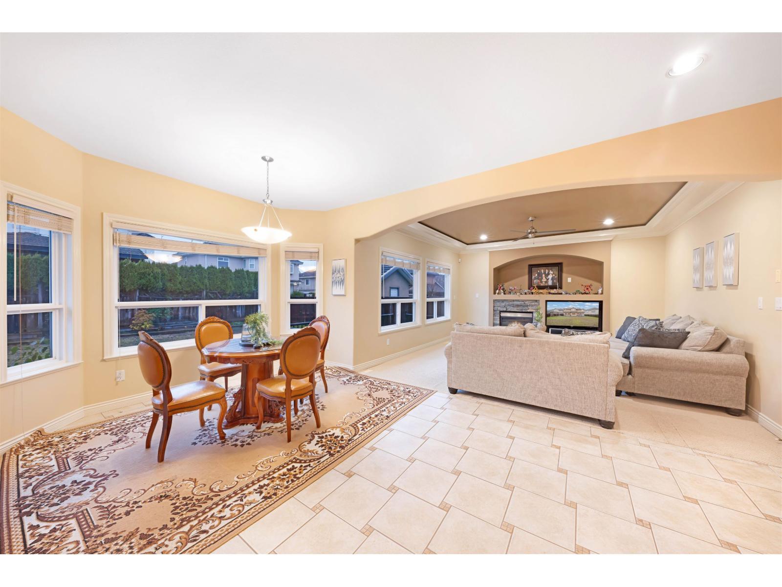 15777 109A Avenue, Surrey, BC - Indoor Photo Showing Dining Room