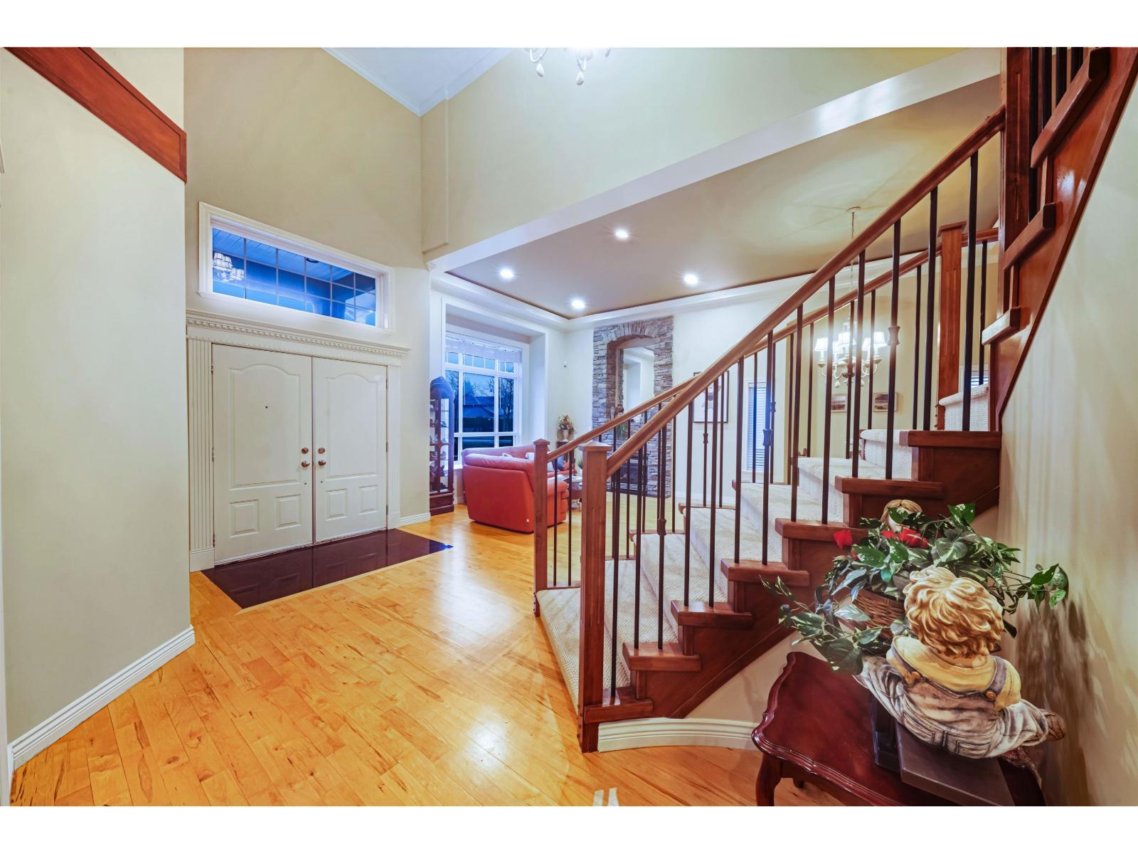 15777 109A Avenue, Surrey, BC - Indoor Photo Showing Bathroom