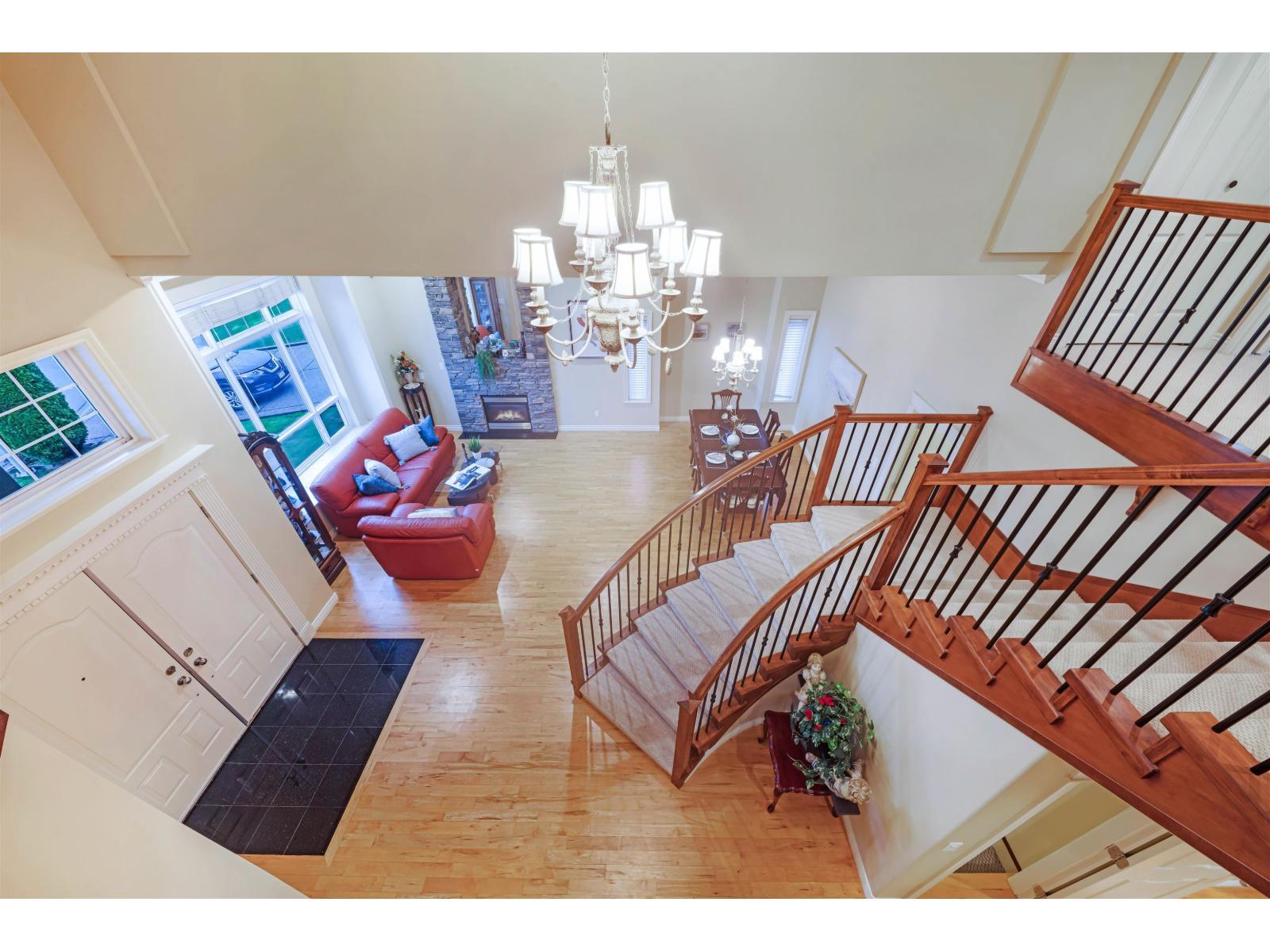15777 109A Avenue, Surrey, BC - Indoor Photo Showing Laundry Room