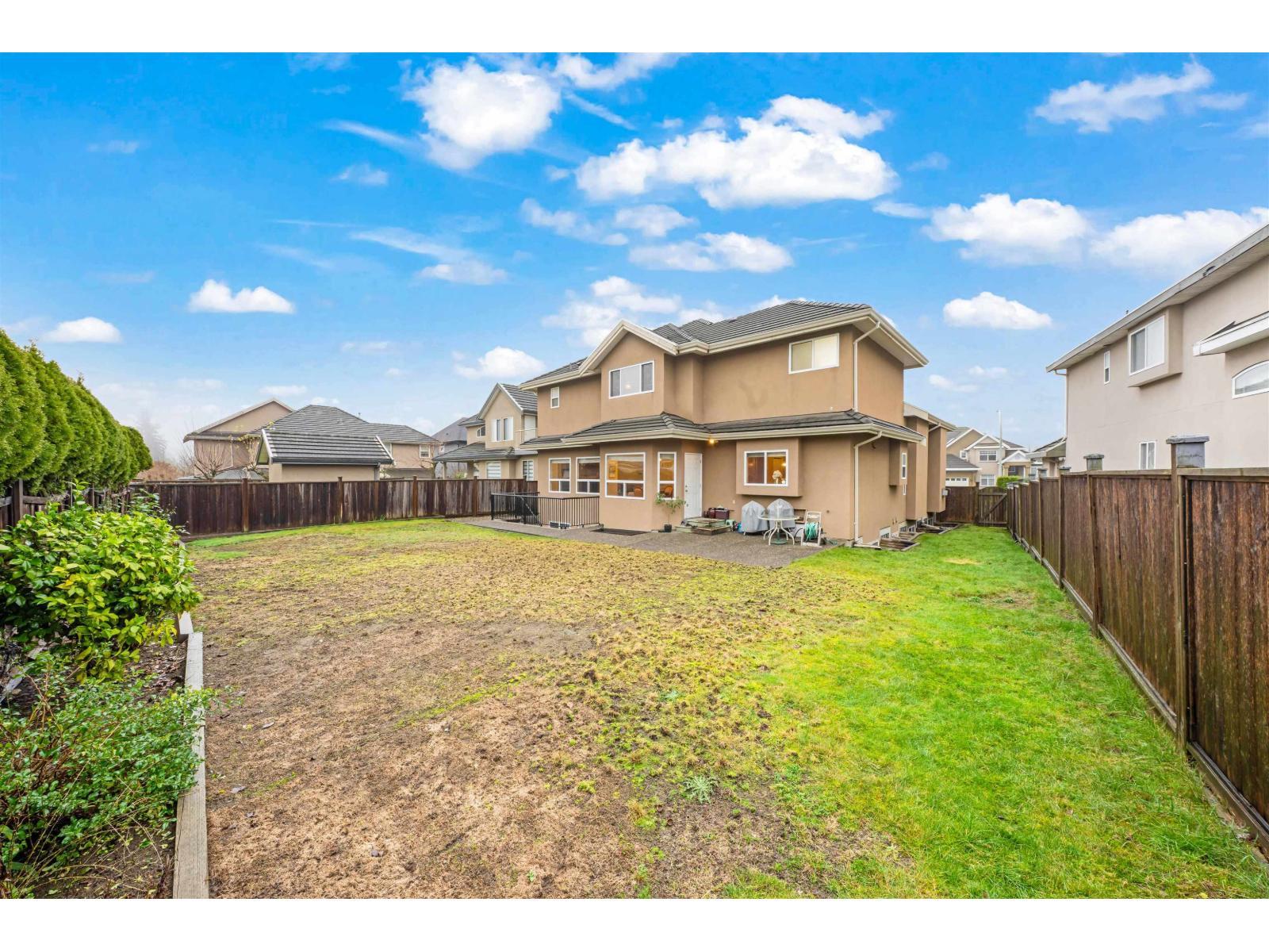 15777 109A Avenue, Surrey, BC - Outdoor