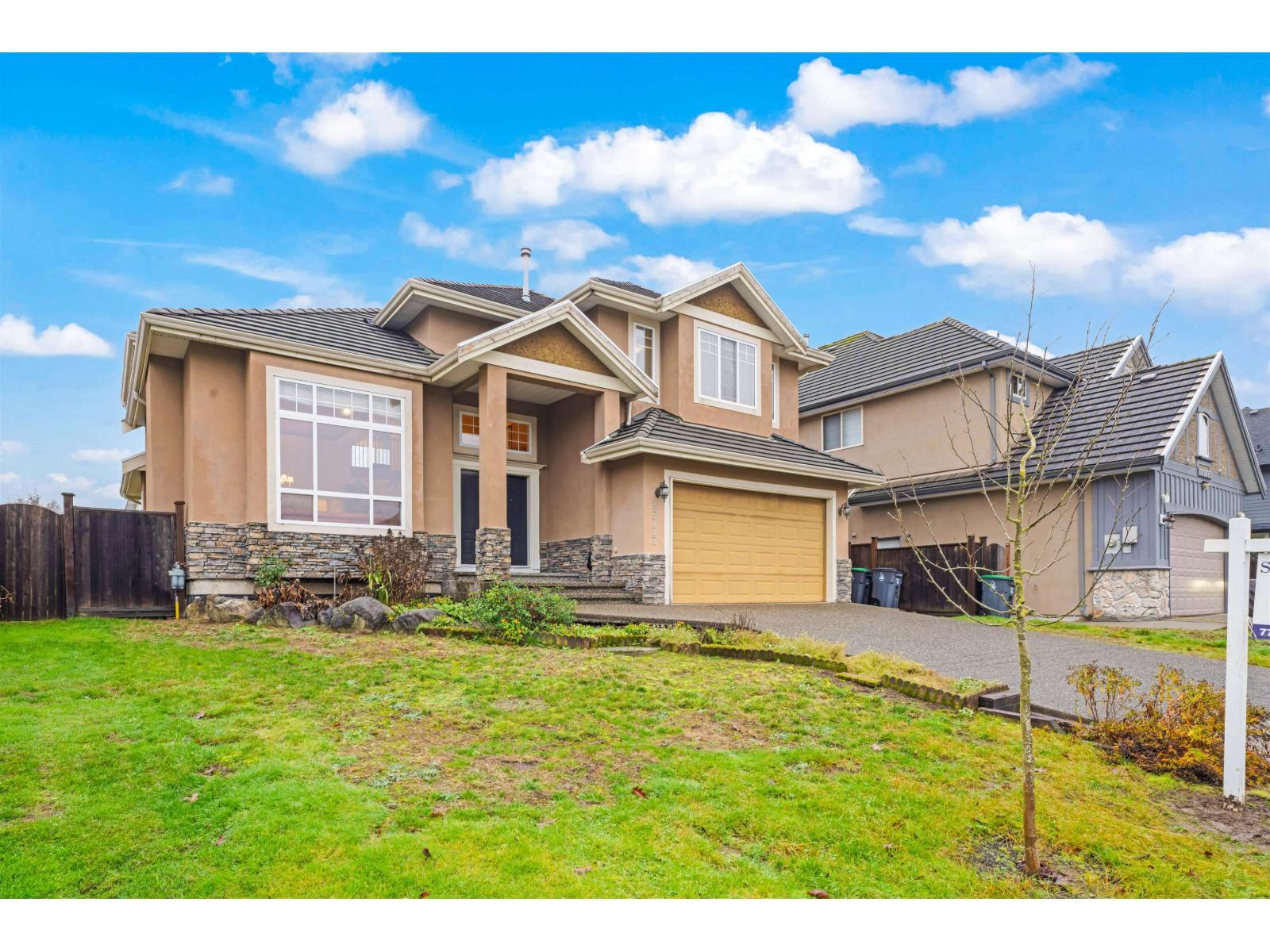 15777 109A Avenue, Surrey, BC - Outdoor With Facade