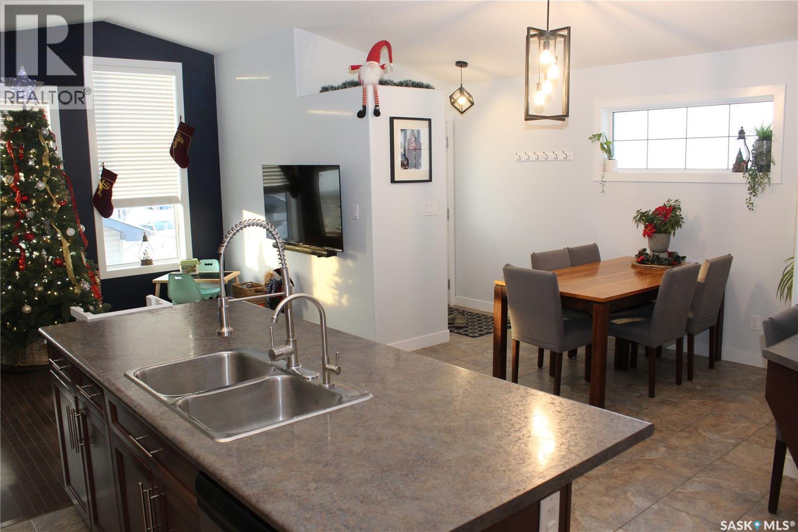 3330 Green Moss Lane, Regina, SK - Indoor Photo Showing Other Room