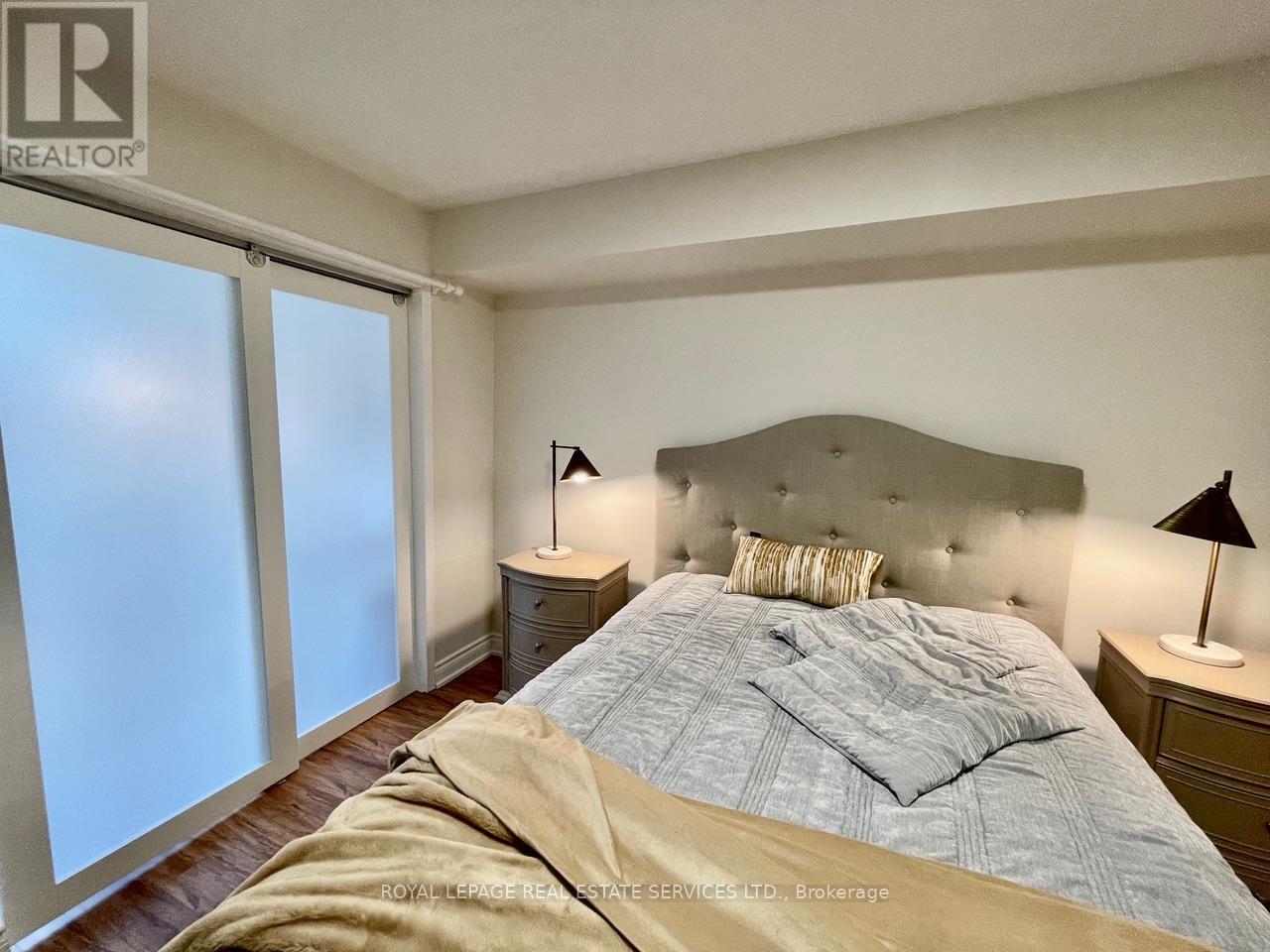 209 - 942 Yonge Street, Toronto, ON - Indoor Photo Showing Bedroom