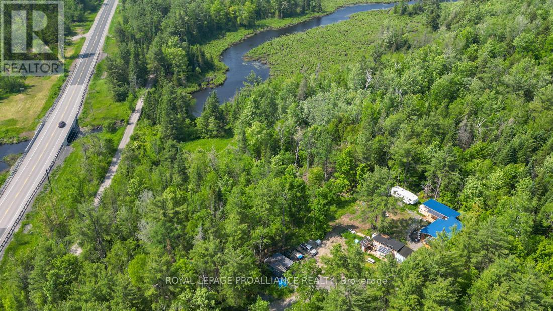 4 Wolf Lake Road, Madoc, ON
