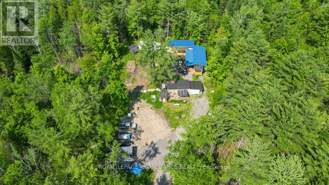 4 Wolf Lake Road, Madoc, ON
