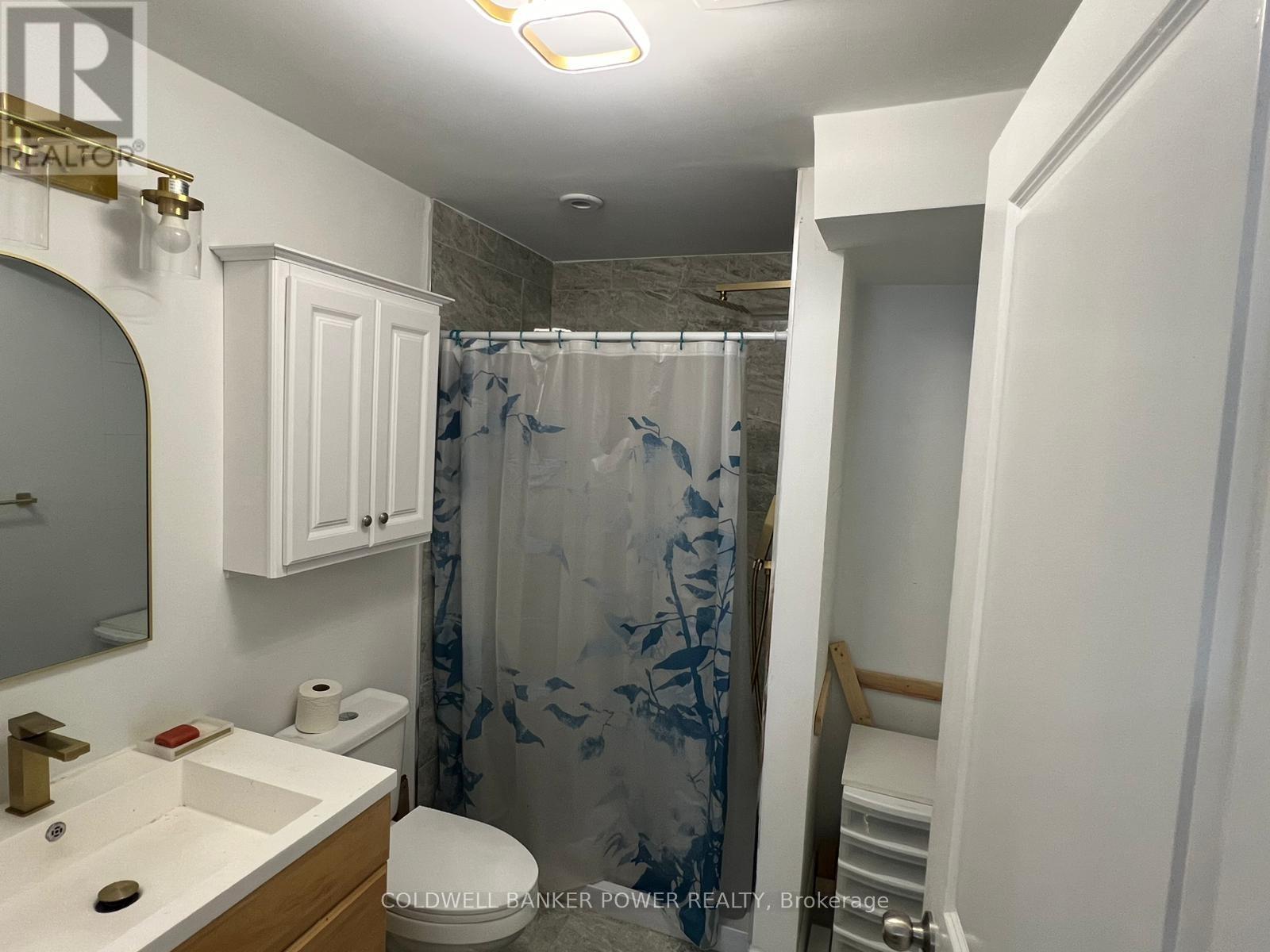 11 Ashberry Place, St. Thomas, ON - Indoor Photo Showing Bathroom