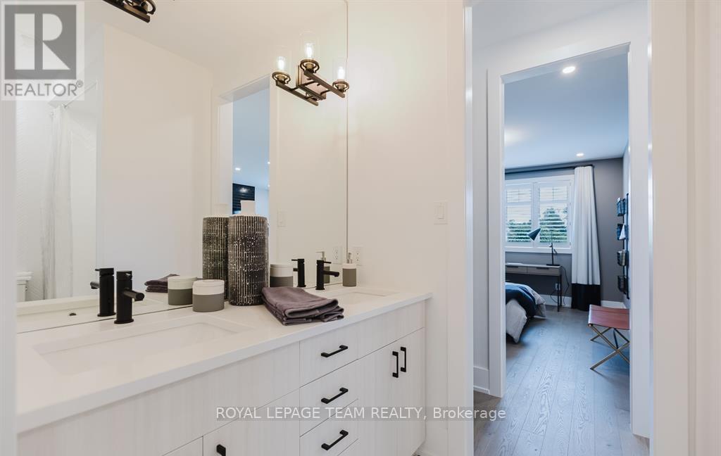 Images provided are to showcase builder finishes - 919 Finescale Way, Ottawa, ON - Indoor