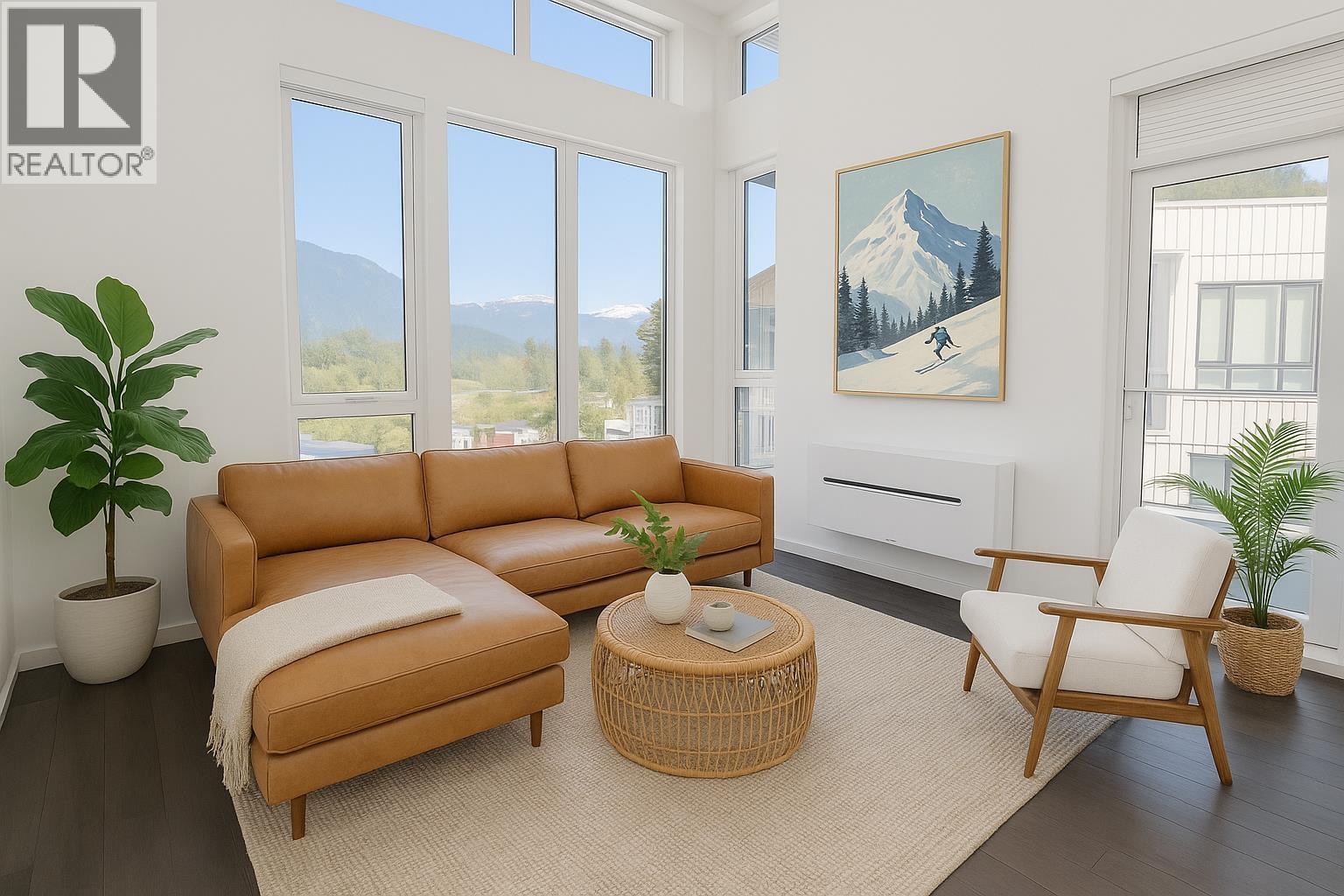 615 1504 Scott Cres, Squamish, BC - Indoor Photo Showing Living Room