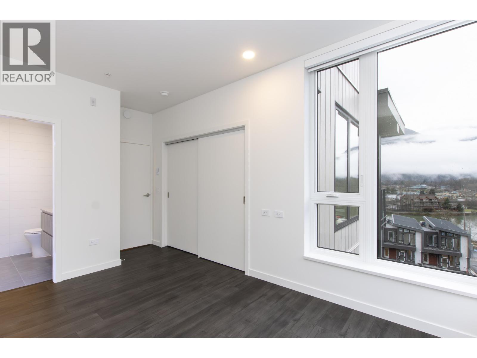 615 1504 Scott Cres, Squamish, BC - Indoor Photo Showing Other Room