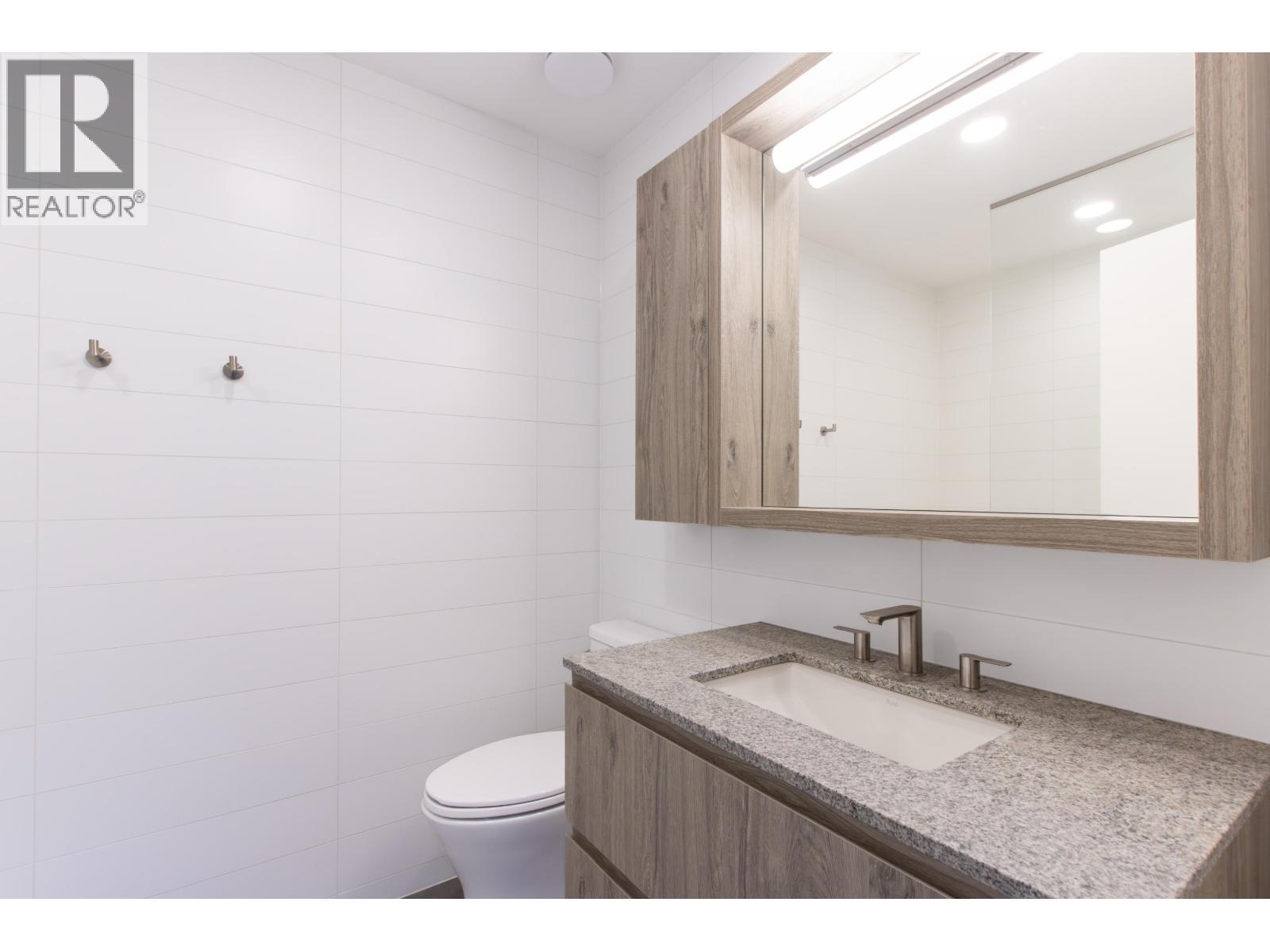 615 1504 Scott Cres, Squamish, BC - Indoor Photo Showing Bathroom