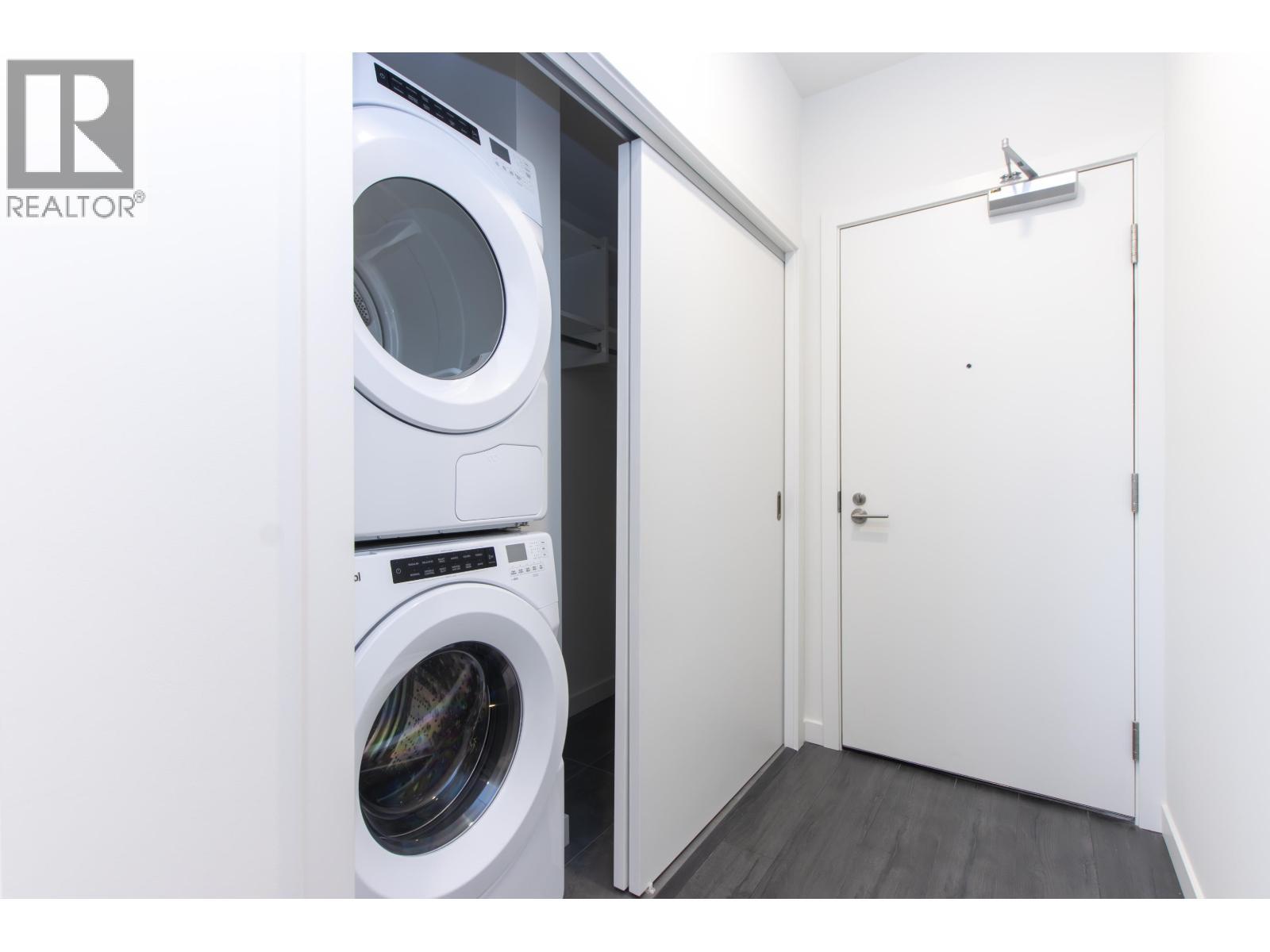 615 1504 Scott Cres, Squamish, BC - Indoor Photo Showing Laundry Room