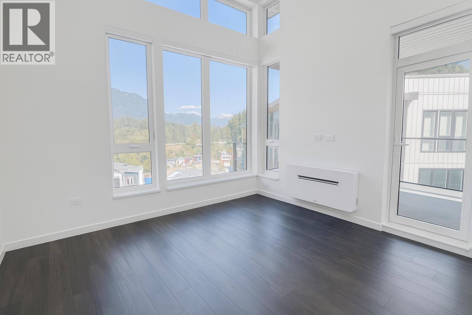 615 1504 Scott Cres, Squamish, BC - Indoor Photo Showing Other Room