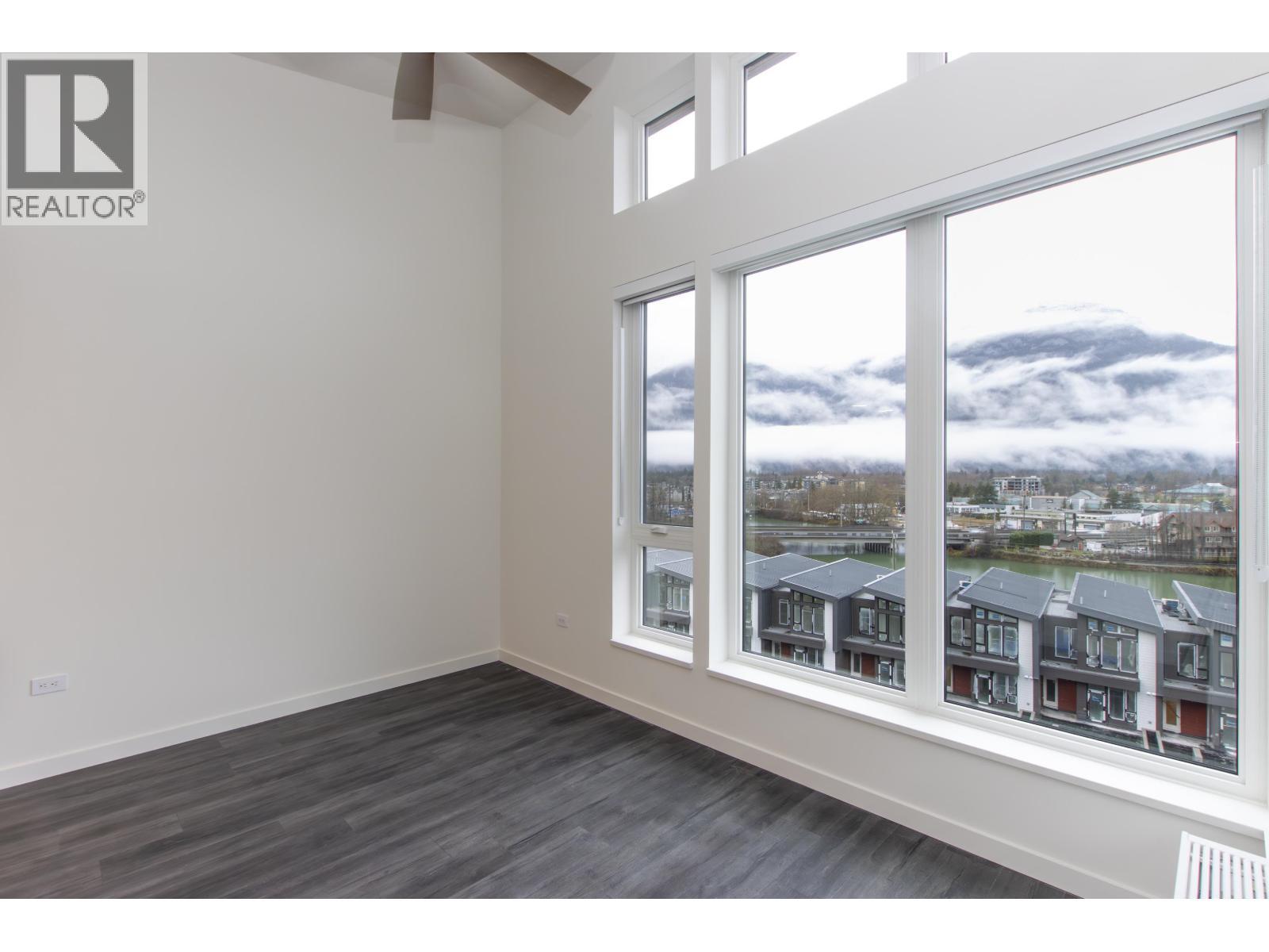 615 1504 Scott Cres, Squamish, BC - Indoor Photo Showing Other Room