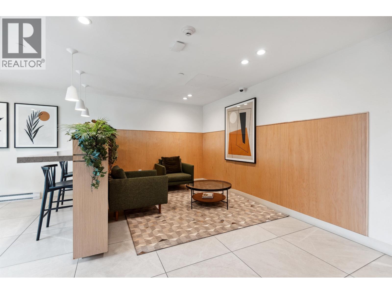 225 721 Anskar Court, Coquitlam, BC - Indoor Photo Showing Other Room