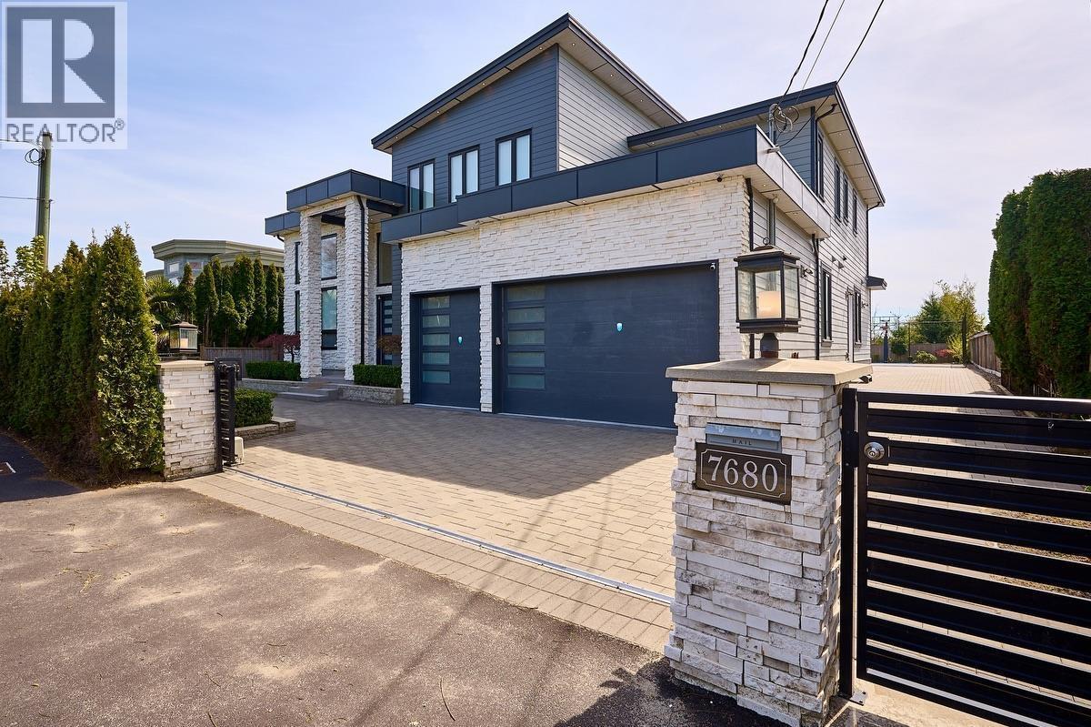 7680 Steveston Highway, Richmond, BC - Outdoor
